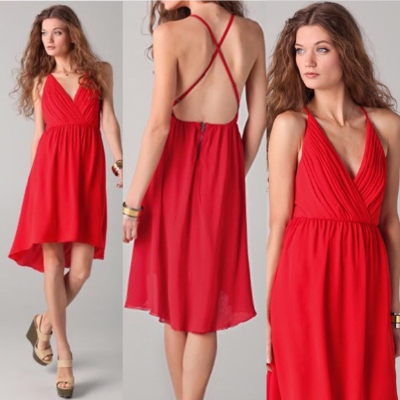 Alice + Olivia Dresses & Skirts - Alice & Olivia Deep V Rachel Dress